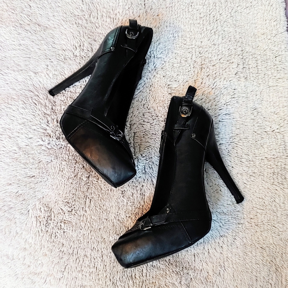 💜 3/$35 Buckled Stacked Heels (Vegan 🌿)